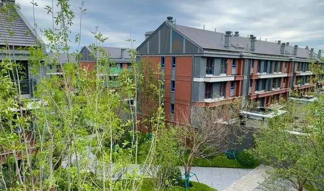 专家再次预测中国房价走势，或大概率是正确的，提前做好2个准备 