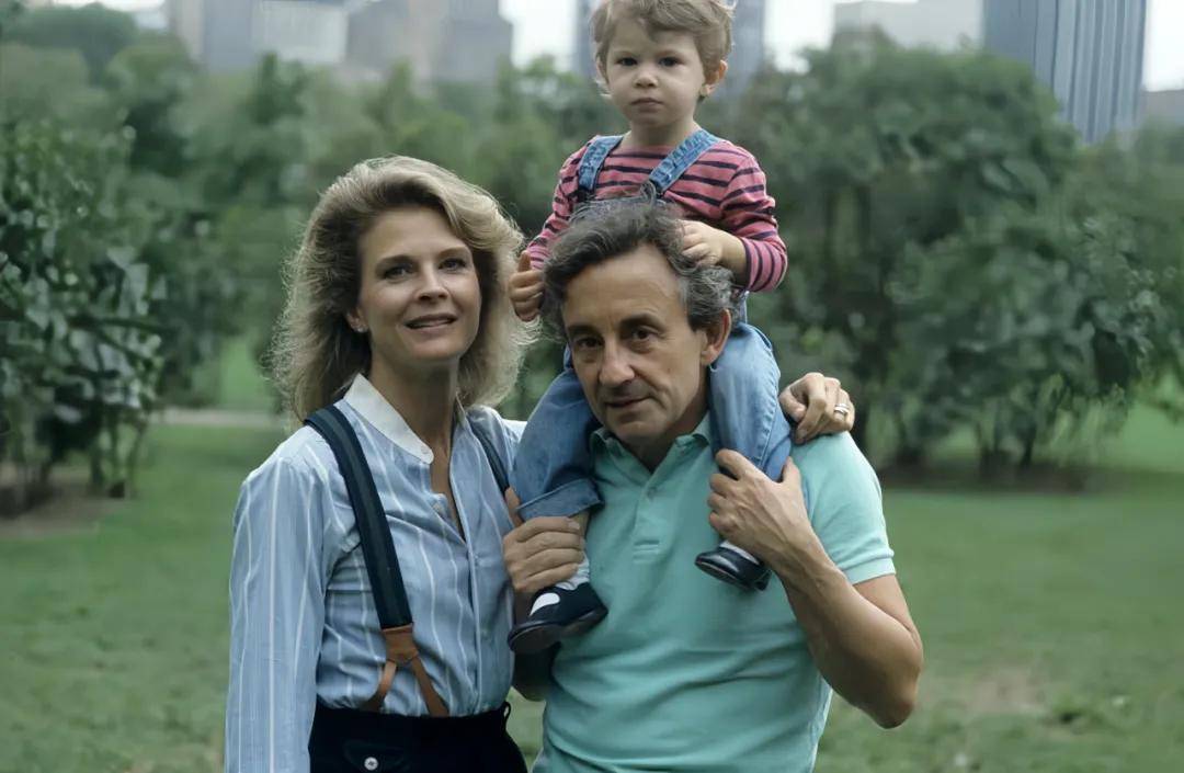 年近四十，二孩妈妈，不骨感不时髦，却成了女魔头接班人 