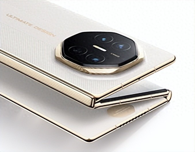 行业独家体验！华为Mate XTs 非凡大师发布，折叠屏赛道再立新标杆