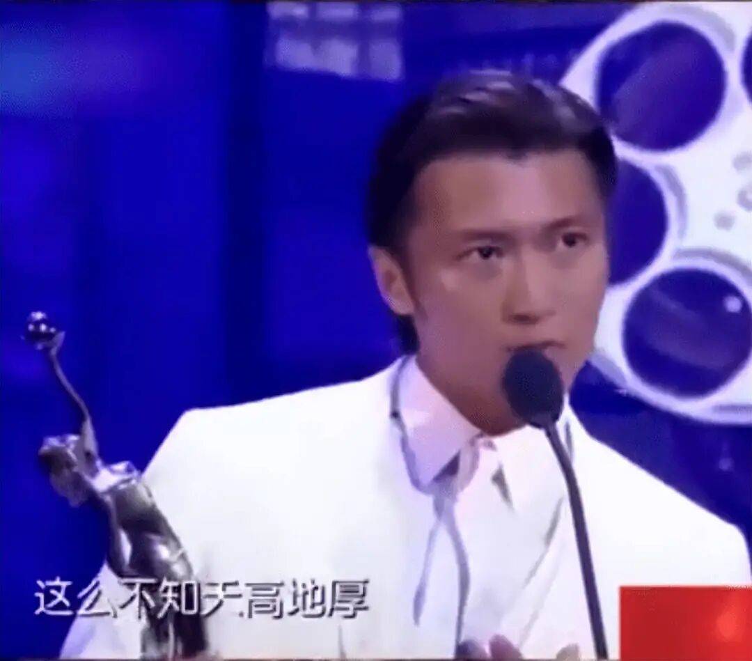 考古|89岁谢贤现身依旧时髦！与小49岁女友分手后开搞事业，疑已交代后事的他太潇洒 