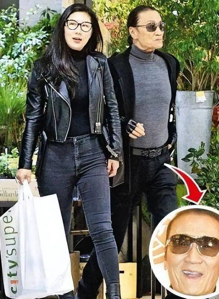 考古|89岁谢贤现身依旧时髦！与小49岁女友分手后开搞事业，疑已交代后事的他太潇洒 