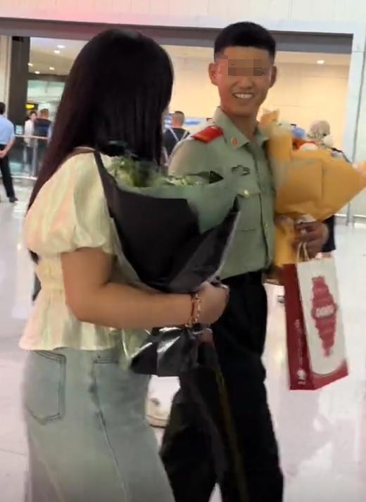 退伍男友遭全网劝分，视频已删除，男方账号曝光，细节引争议